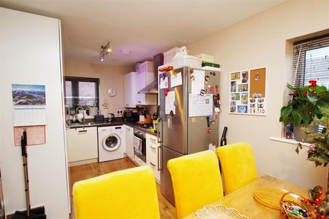 undefined, Rylands Way, Swindon SN4