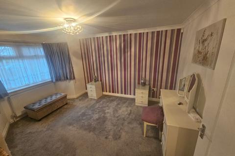 undefined, West View, FELTHAM, TW14