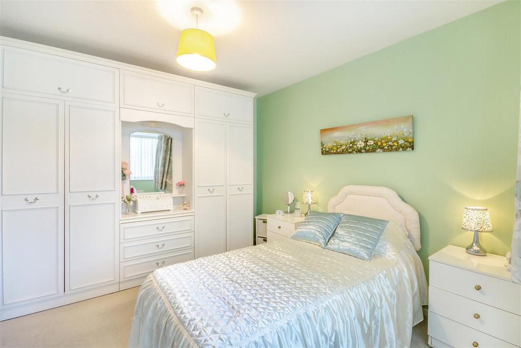 8674669-interior02.jpg