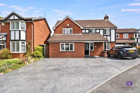 4 bedroom detached house for sale - Shackleton Close, Old Hall WA5