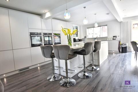 undefined, Shackleton Close, Old Hall WA5
