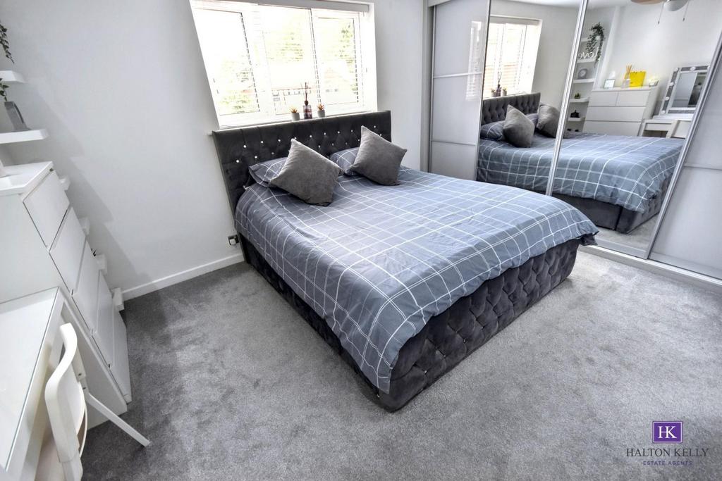 Main bedroom
