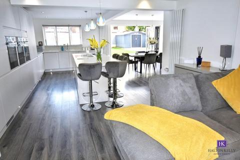 undefined, Shackleton Close, Old Hall WA5