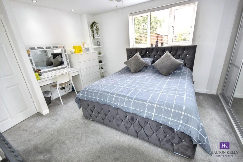 Main bedroom