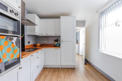 3 bedroom terraced house for sale, Lombard Street, Barry