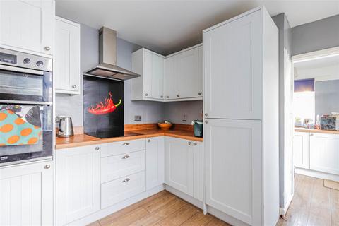 3 bedroom terraced house for sale, Lombard Street, Barry