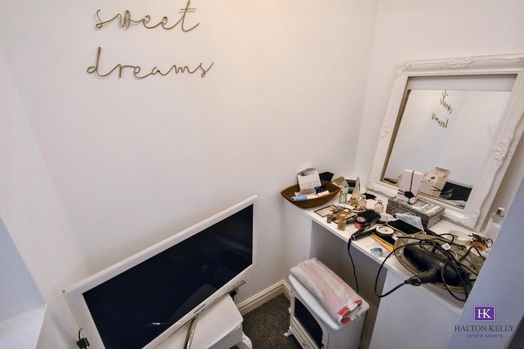 Dressing area