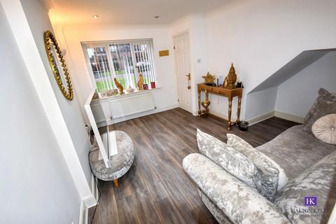 2 bedroom semi-detached house for sale, Malvern Close, Great Sankey WA5