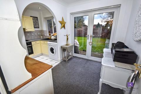 2 bedroom semi-detached house for sale, Malvern Close, Great Sankey WA5