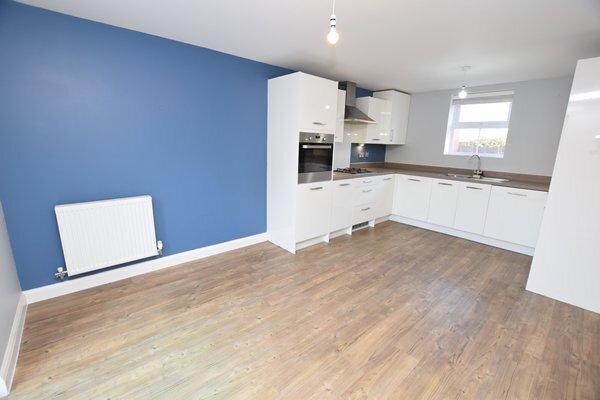 Open plan kitchen/diner
