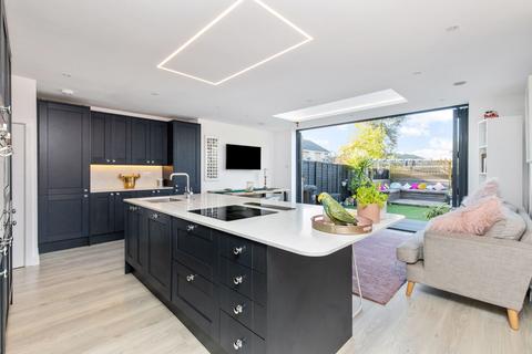 3 bedroom terraced house for sale, West Drive, Angmering, BN16