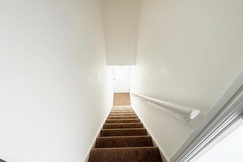 2 bedroom apartment for sale, Augusta Court, Wallsend