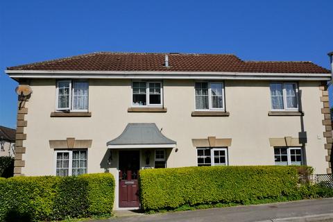 3 bedroom semi-detached house for sale, Shelburne Road, Calne
