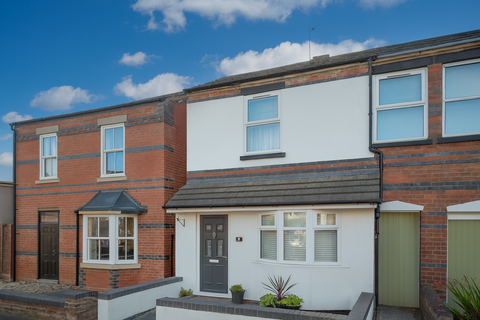3 bedroom end of terrace house for sale, Clifton Street, Stourbridge DY8