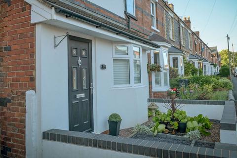 3 bedroom end of terrace house for sale, Clifton Street, Stourbridge DY8