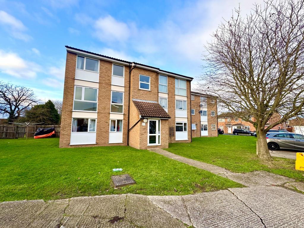 Woodrose Lodge, Lupin Drive, Essex, CM1 6 FS
