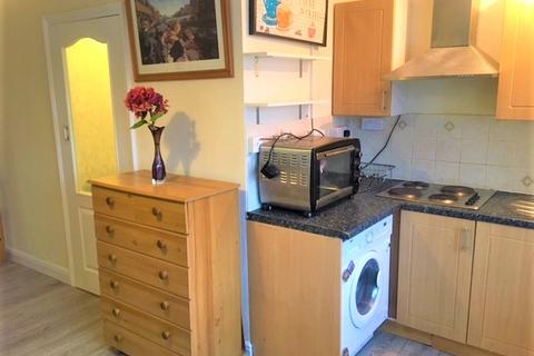 undefined, Vicarage Farm Road, Hounslow TW5