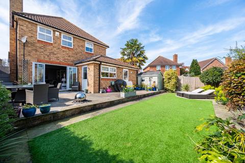 4 bedroom detached house for sale, The Mead, Dunmow, Essex