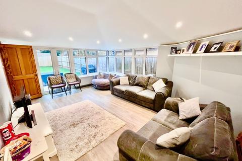 undefined, Sunridge Close, Newport Pagnell
