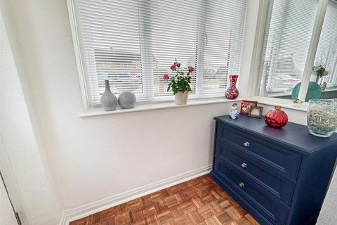 4 bedroom detached house for sale, Southfield Road, Corby NN17