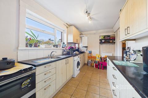 3 bedroom terraced house for sale, New Malden KT3