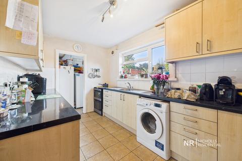3 bedroom terraced house for sale, New Malden KT3