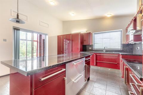 4 bedroom detached house for sale, Fishpond Hill Farm, Brick Kiln Lane, Mansfield
