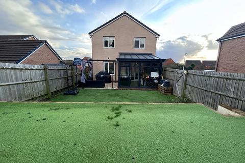 4 bedroom detached house for sale, Railway Road, Rhoose, CF62