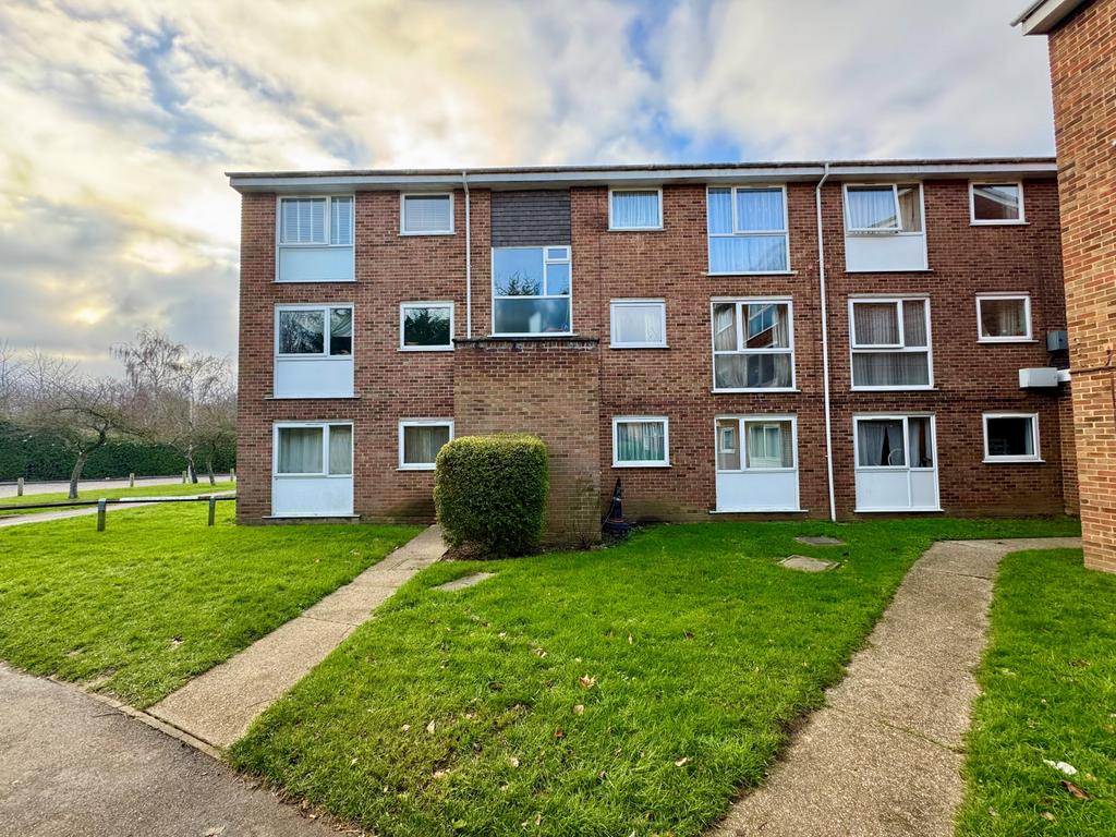 Forsythia Close, Chelmsford, CM1 6 XW