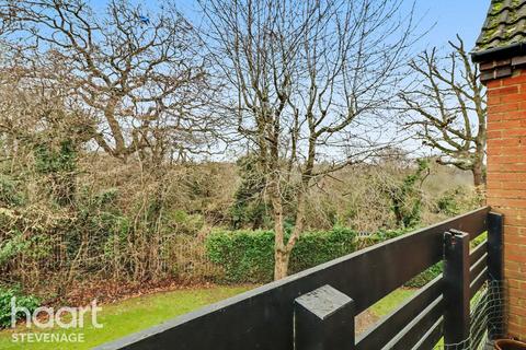 undefined, The Lawns, Stevenage