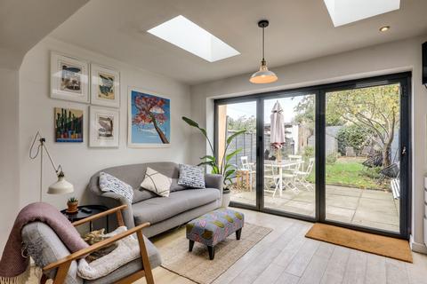 4 bedroom terraced house for sale, Knowles Hill Crescent, Hither Green, SE13