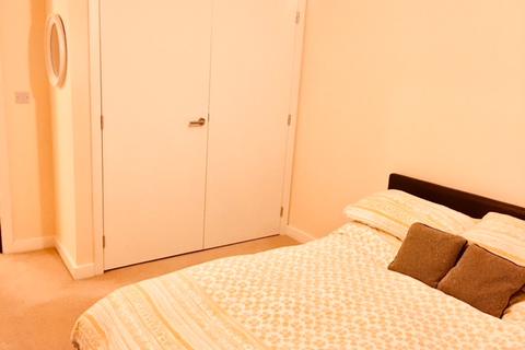 1 bedroom flat to rent, St. Johns Road, Isleworth TW7