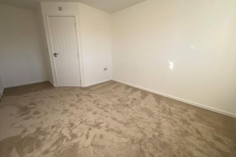 3 bedroom semi-detached house to rent, Gadwall Court, Dawlish, EX7