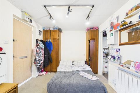 undefined, Dowding Way, Churchdown, Gloucester, Gloucestershire, GL3
