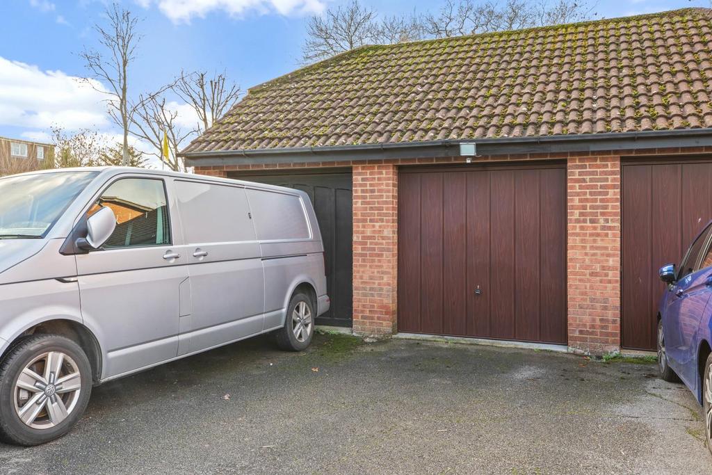 Garage &amp; Parking