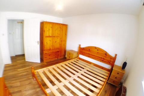 1 bedroom flat to rent, Windmill Road, Brentford TW8