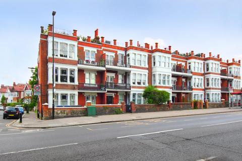 Ealing Common, W5