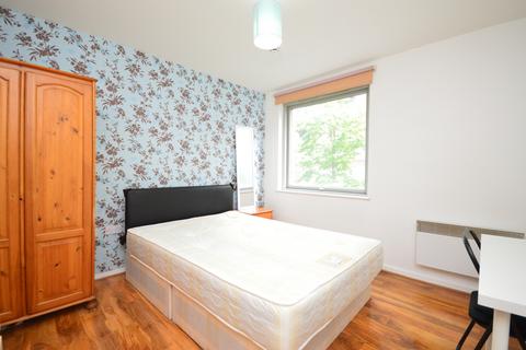 undefined, Blackwall Way, Canary Wharf, E14 9QU