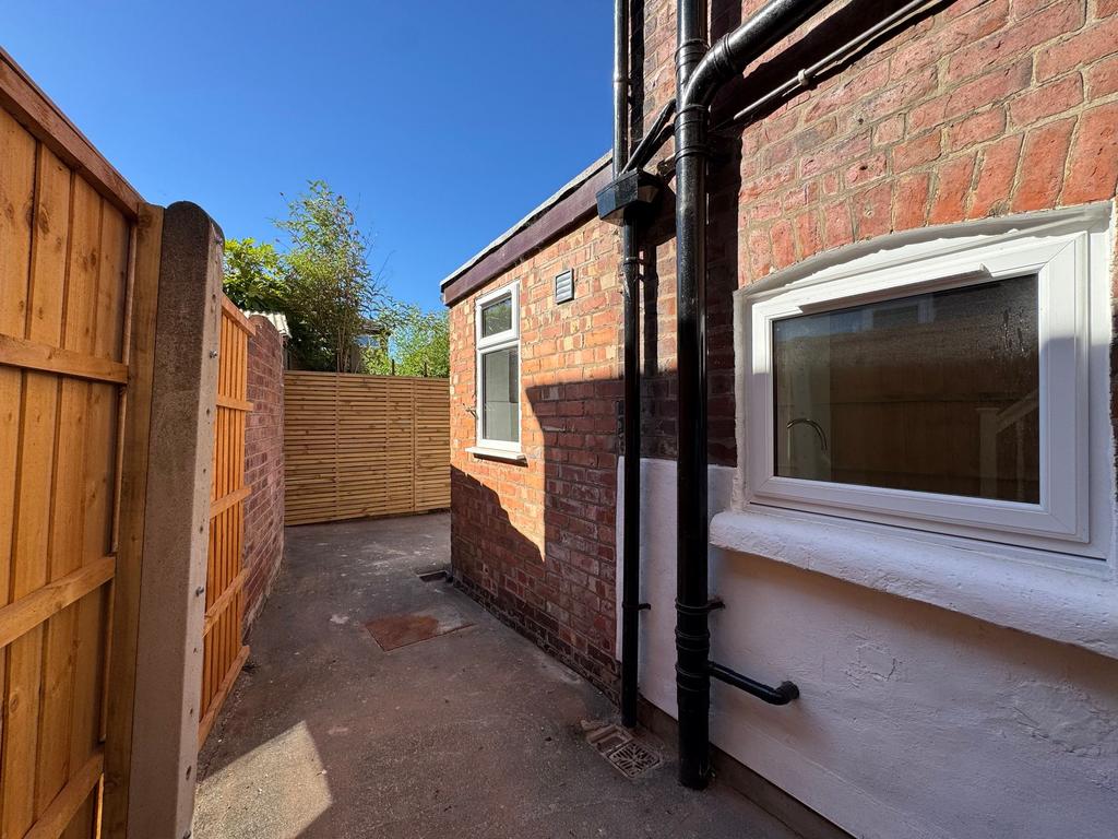 Rear Courtyard