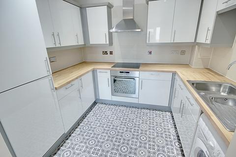 1 bedroom flat to rent, Parkhouse Court, Hatfield, AL10