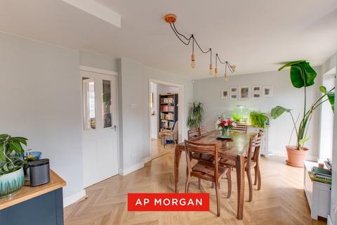 3 bedroom semi-detached house for sale, Spadesbourne Road, Lickey End, Bromsgrove, Worcestershire, B60