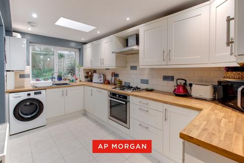 3 bedroom semi-detached house for sale, Spadesbourne Road, Lickey End, Bromsgrove, Worcestershire, B60