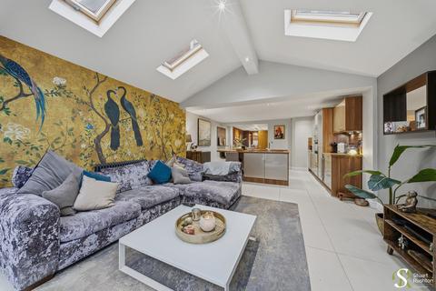 4 bedroom semi-detached house for sale, Appleby Crescent, Mobberley, WA16