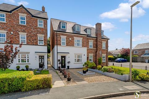 4 bedroom semi-detached house for sale - Appleby Crescent, Mobberley, WA16