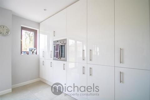 4 bedroom detached house to rent, Chanterelle, Highwoods, Colchester