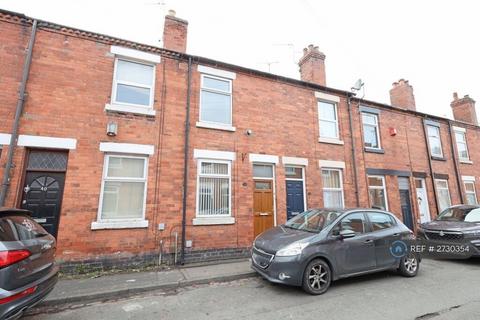 2 bedroom terraced house to rent, Stubbs Gate, Newcastle-Under-Lyme, ST5