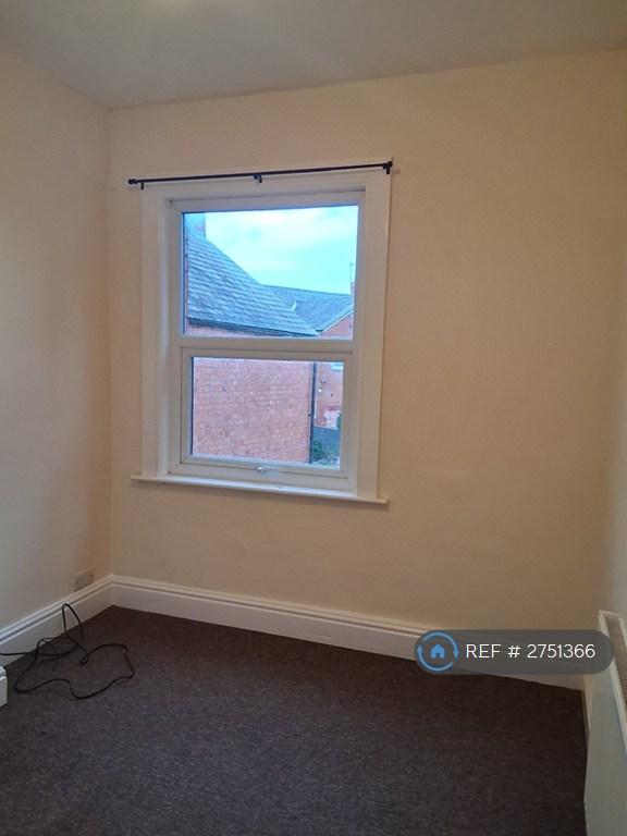 Second Bedroom Pic 2
