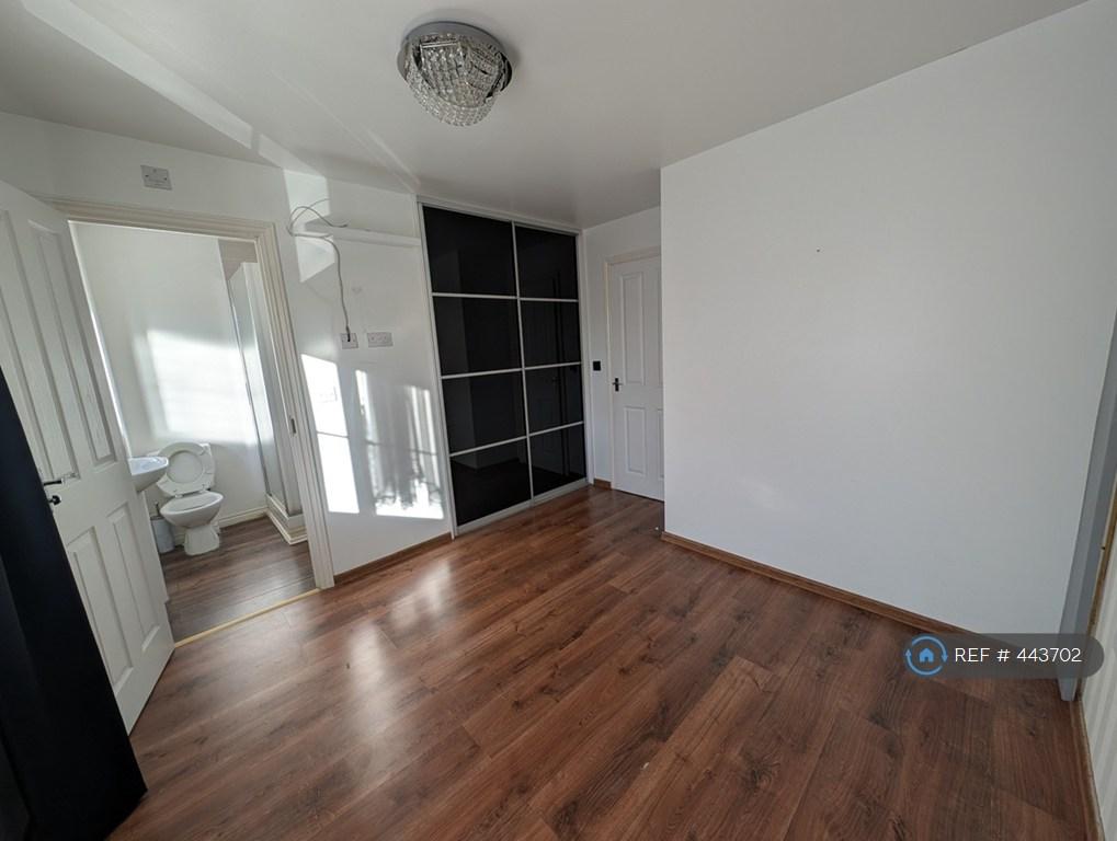 Ensuite Room 01