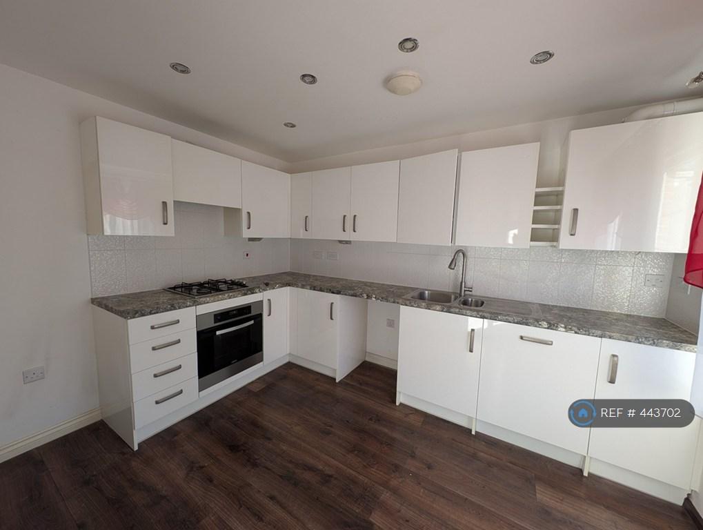 Kitchen 01