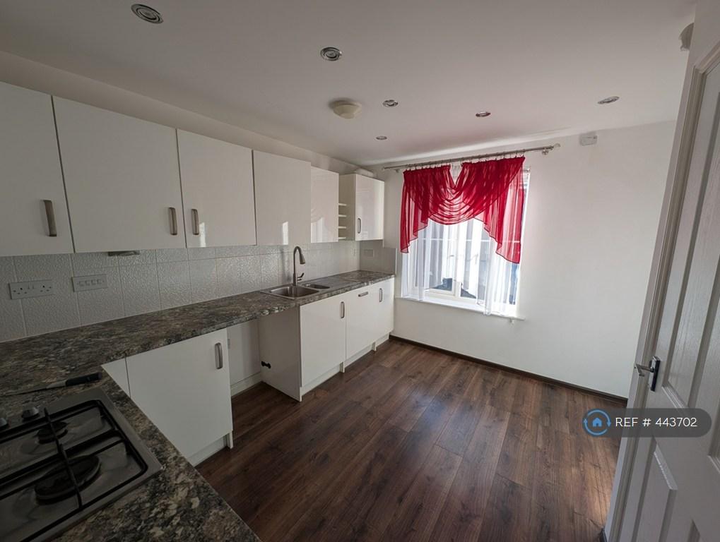 Kitchen 02
